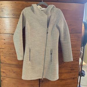 McKinley Cotten/polyester lightweight coat.